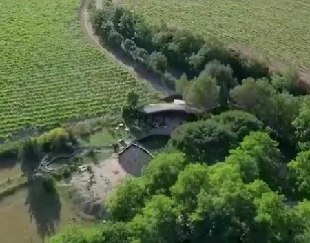 L'etang Des Cigales Apartment