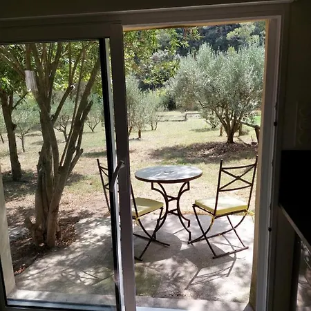 Apartment L'etang Des Cigales